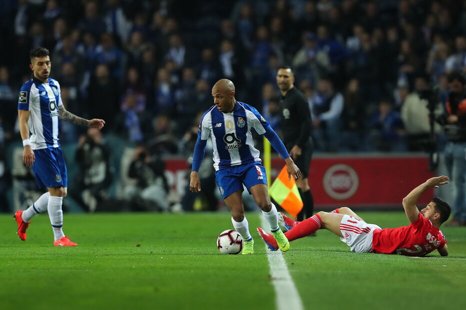 Clássico entre Benfica e FC Porto no estádio do Dragão	