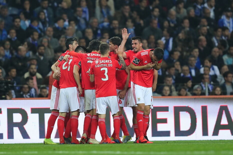 Clássico entre Benfica e FC Porto no estádio do Dragão	