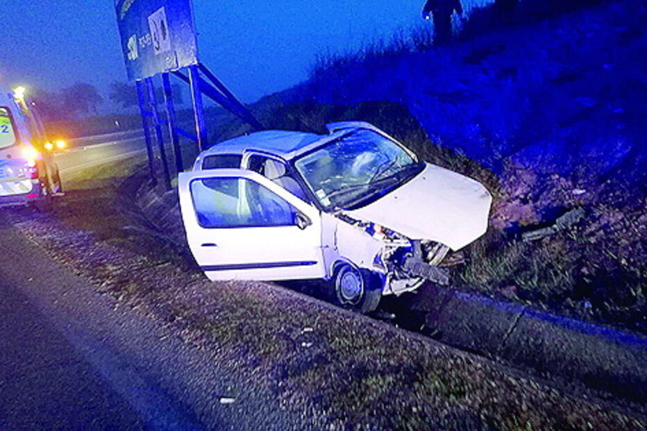 Carro onde seguia a vítima despistou-se  