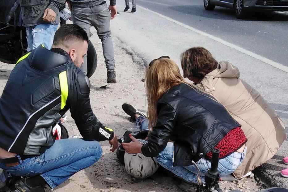 Despiste de mota na EN378 faz um ferido em Fernão Ferro	