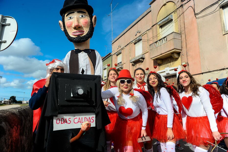 Carnaval festeja-se de Norte a Sul com muita sátira política à mistura
