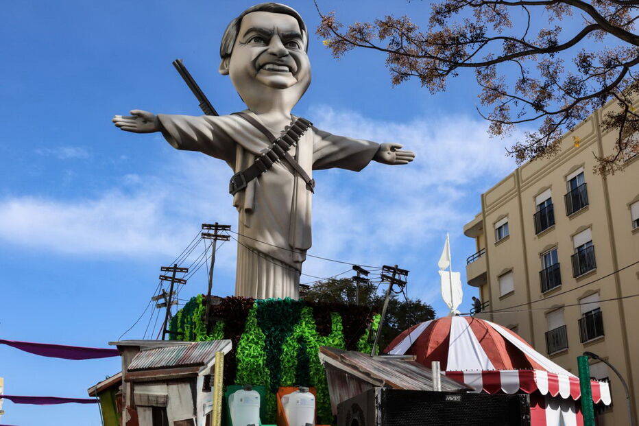 Carnaval festeja-se de Norte a Sul com muita sátira política à mistura