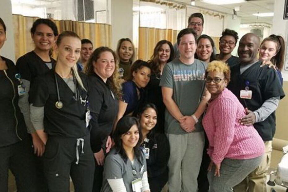 Homem e mulher envolvidos no hospital