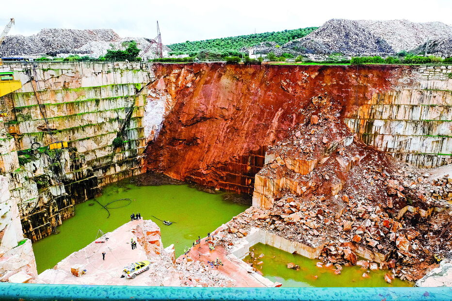 O acidente de novembro de 2018, devido ao colapso de uma estrada em Borba, causou a morte de cinco pessoas 
