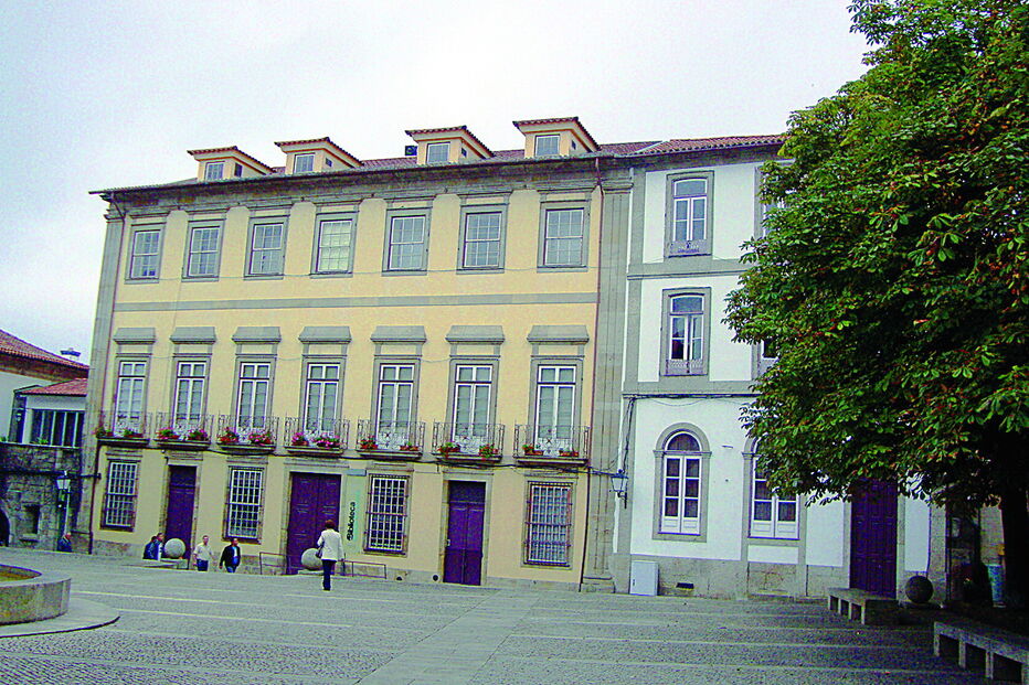 Biblioteca Municipal Raul Brandão