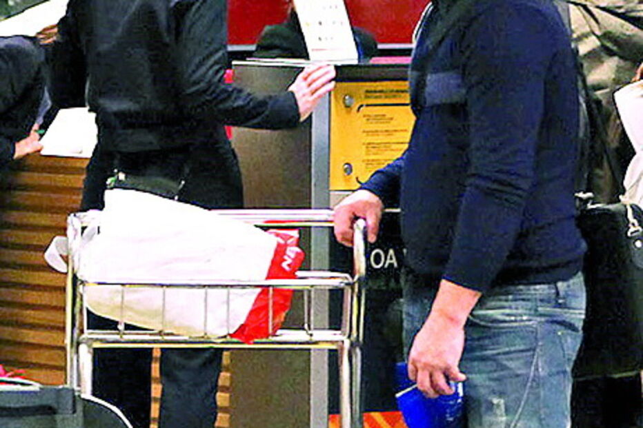 Esquema no aeroporto 