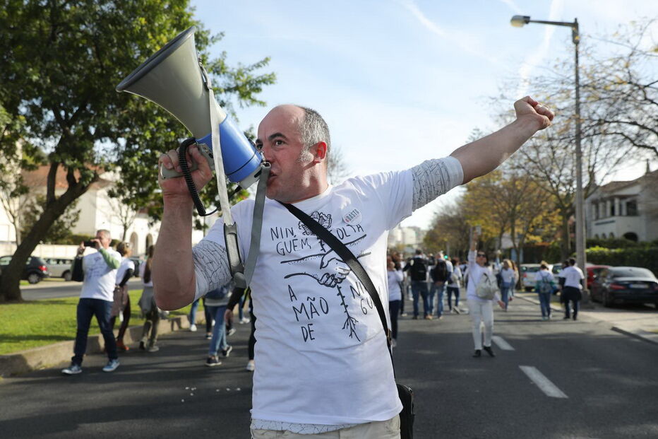 Enfermeiros fazem marcha de protesto em Lisboa