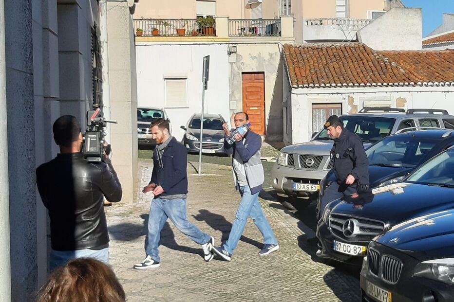 Arguidos de julgamento por tráfico de droga, em Beja