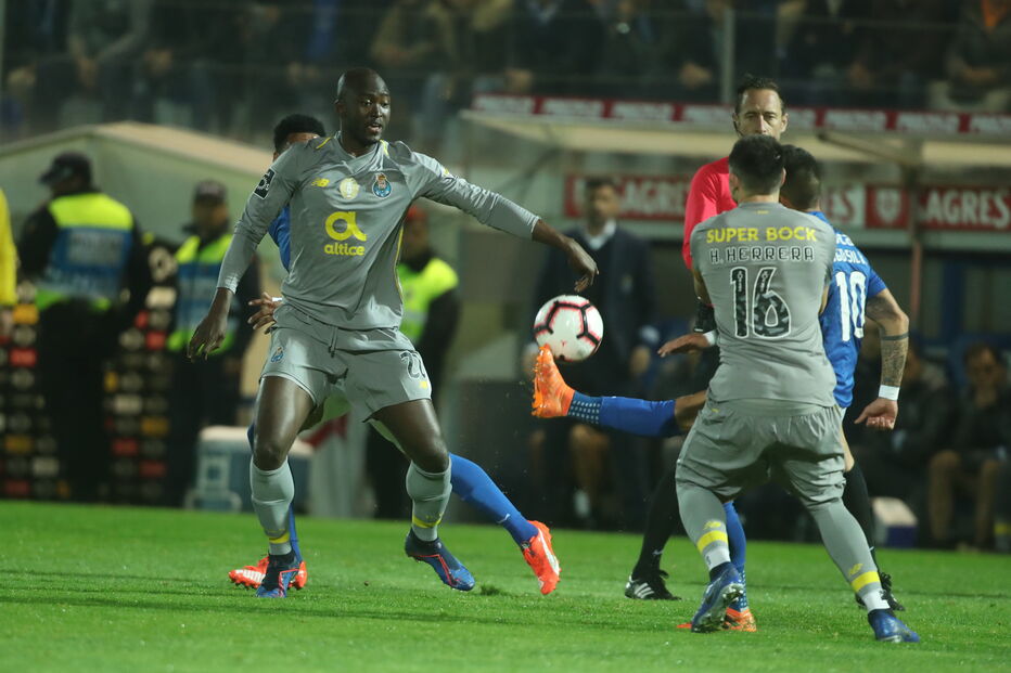 As melhores imagens do jogo entre Feirense e FC Porto