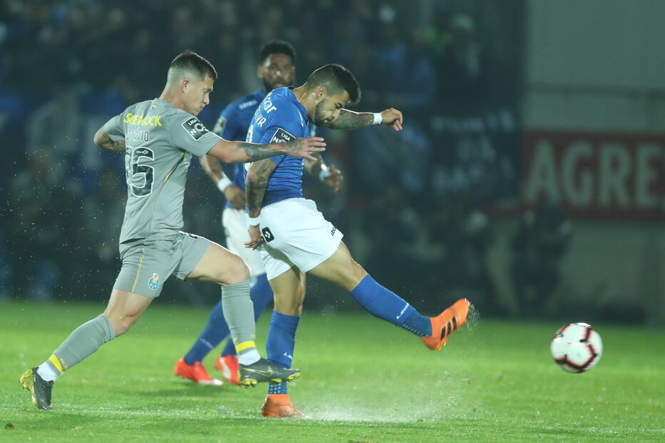 As melhores imagens do jogo entre Feirense e FC Porto