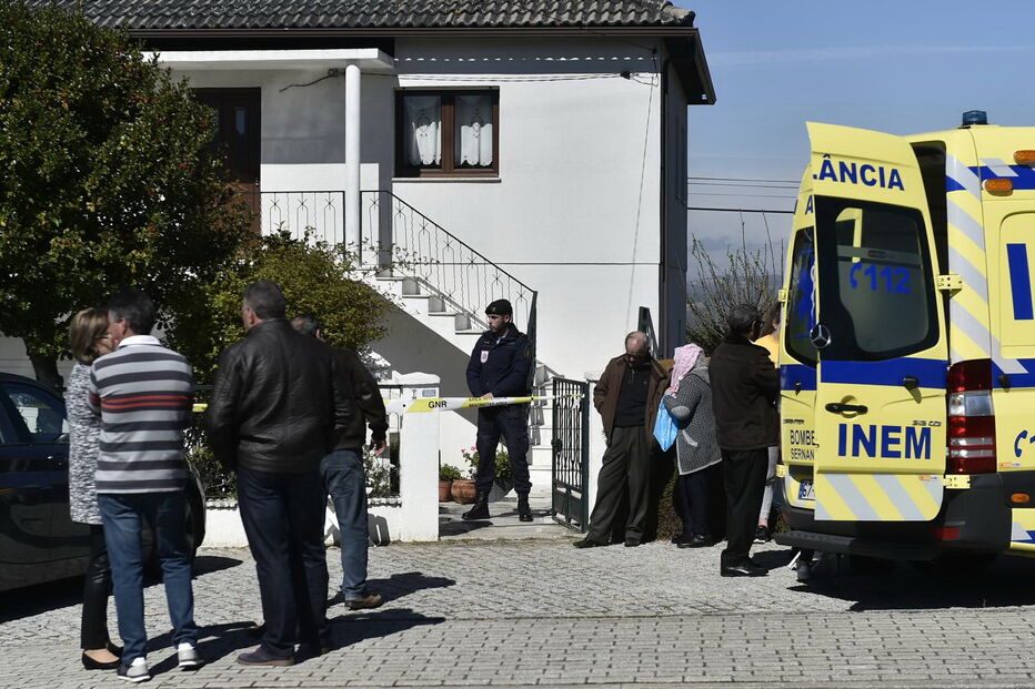Casal de idosos encontrado morto em casa, em Sernancelhe