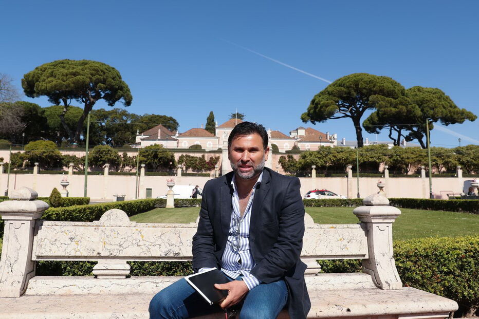 Dirigente sindical da polícia inicia greve de fome 