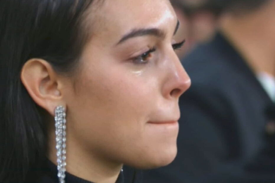 FV - Georgina chora em Turim