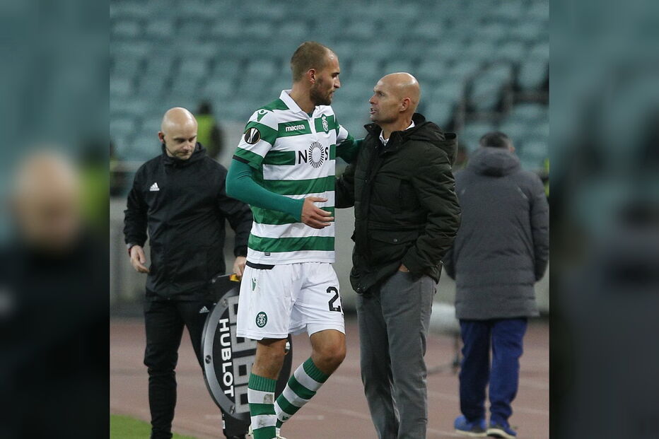 Bas Dost e Marcel Keizer num jogo do Sporting