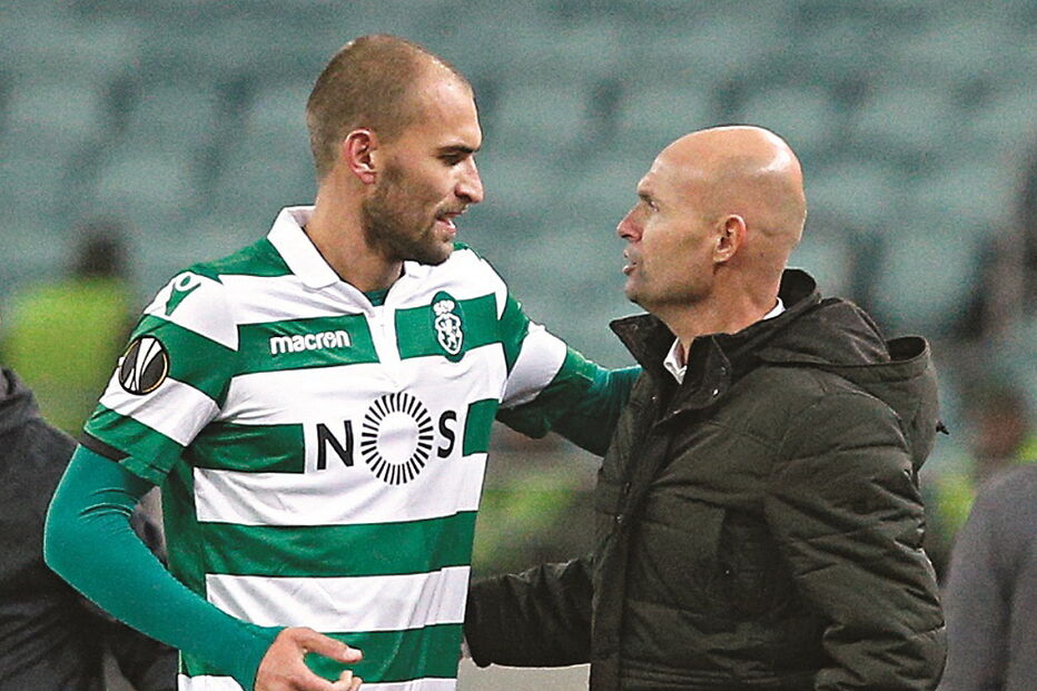 Marcel Keizer com Bas Dost num jogo do Sporting