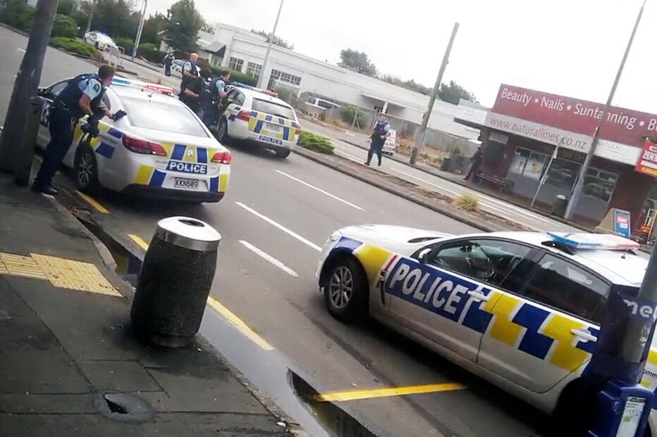 Polícia responde a ataque a mesquita de Linwood, na Nova Zelândia