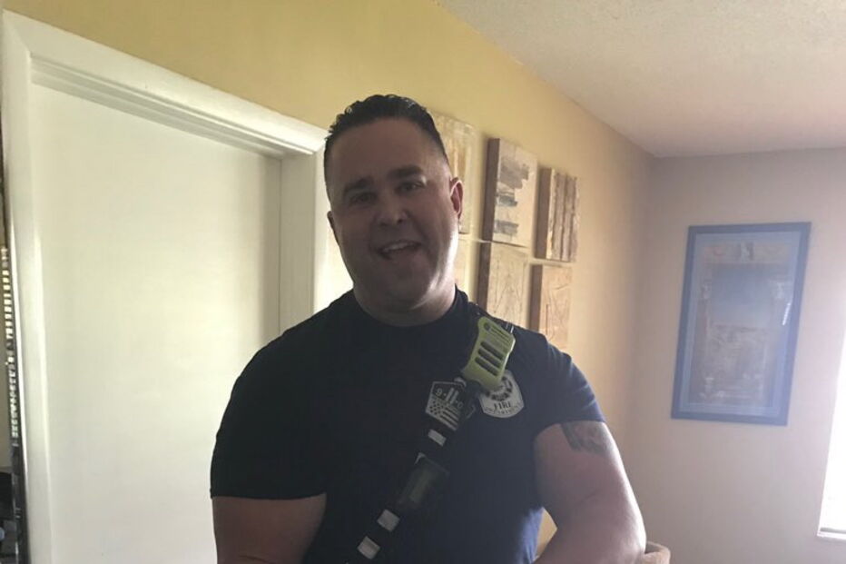 Homem em pânico liga o 112 ao encontrar iguana a nadar na sanita