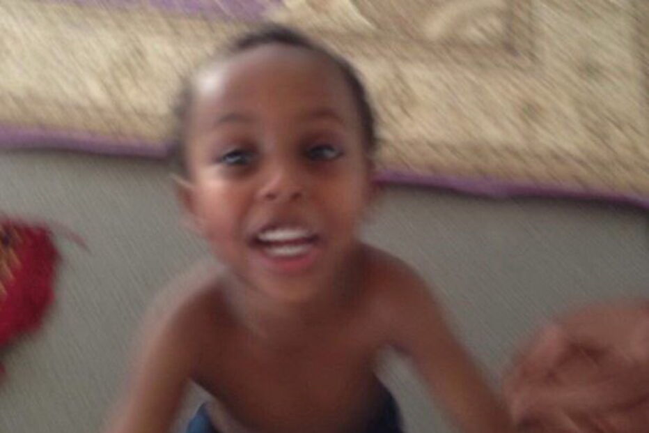 Mucad é o mais jovem desaparecido do massacre na mesquita