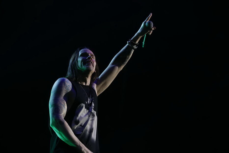 Slash dos Guns N' Roses atua a solo em Portugal