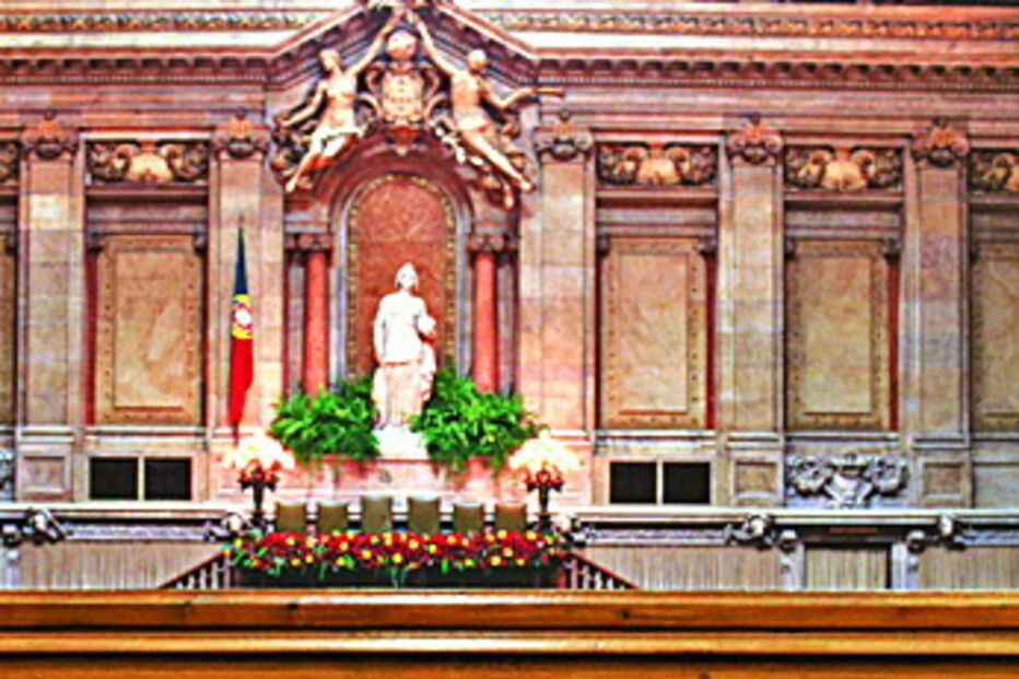 Comissão inicia as audições