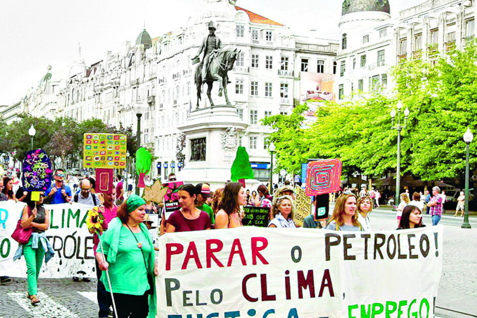 Porto viu desfilar centenas de alunos de 40 escolas que pedem ‘justiça climática’
