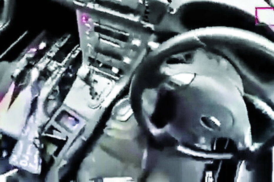 Arsenal de armas a bordo incluía espingardas automáticas