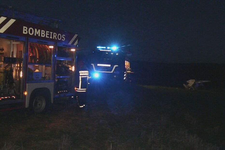 Dois homens morrem em queda de avioneta em Bragança