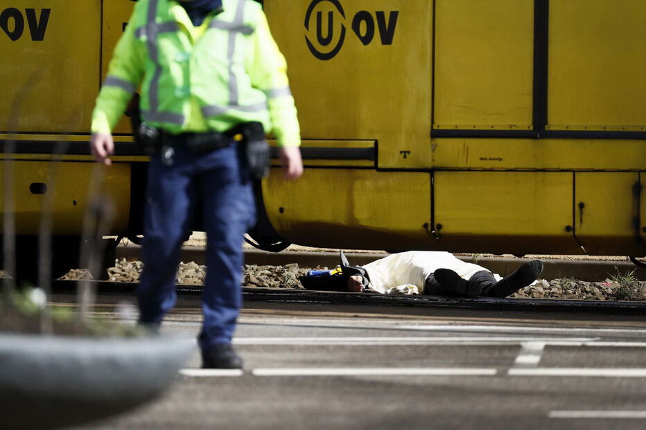 Tiroteio em elétrico faz pelo menos um morto e vários feridos na Holanda
