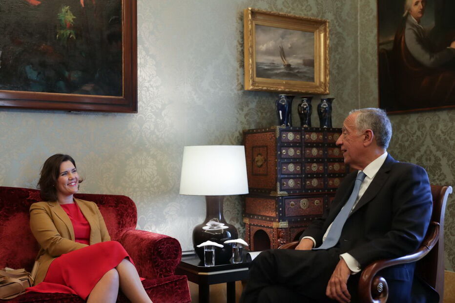 Cristas reafirma a Marcelo que Governo se transformou numa direção de campanha do PS