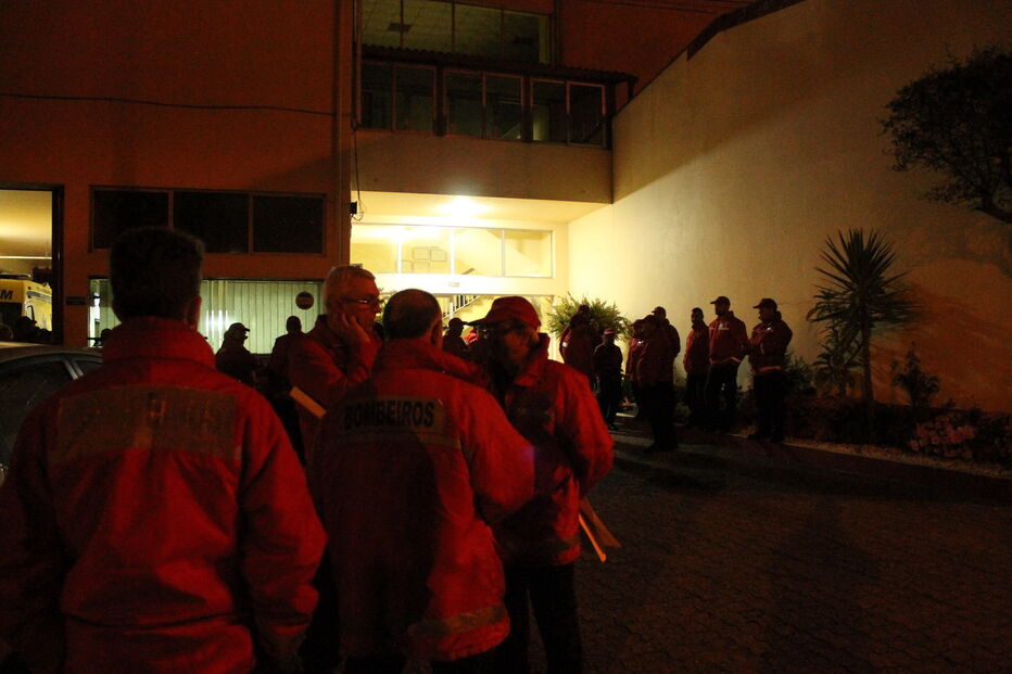 Corpo ativo dos Bombeiros de Lourosa exige demissão da direção