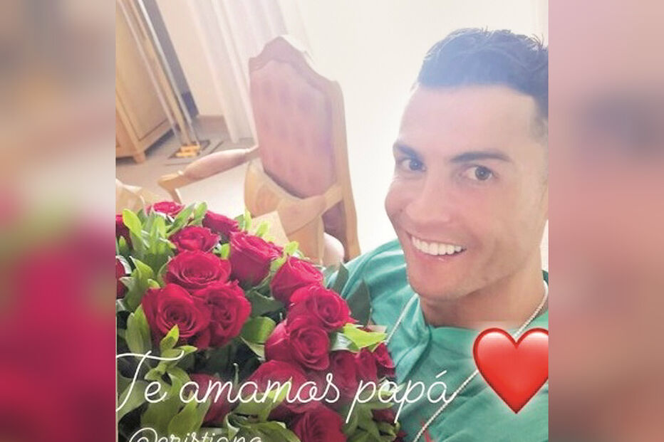 Ronaldo recebeu ramo de rosas dos filhos no Dia do Pai