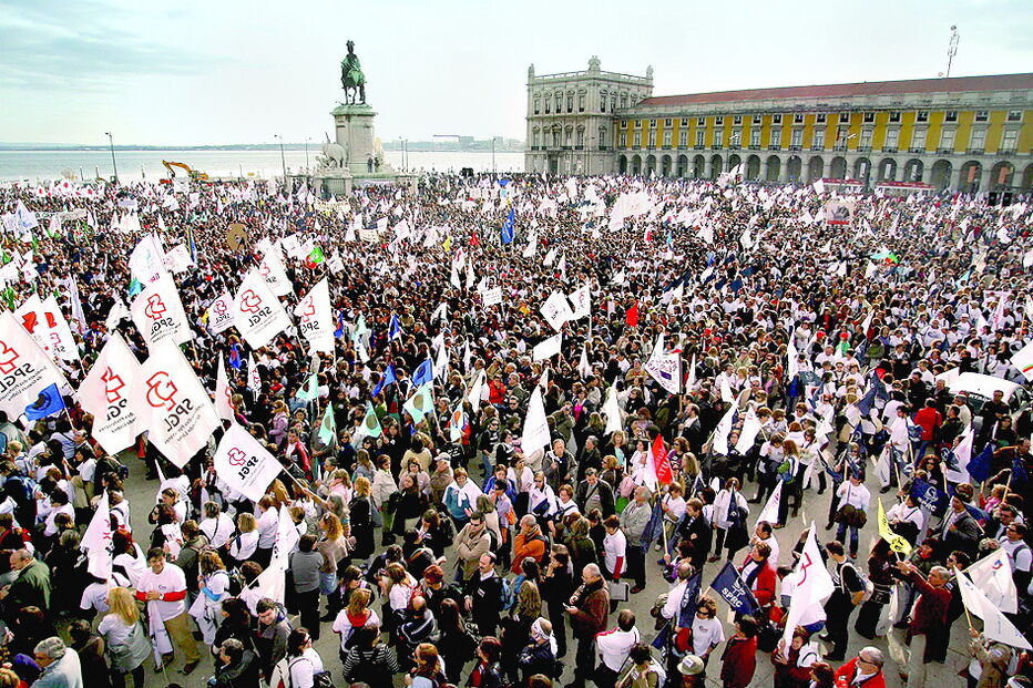 Manifestação de professores no Terreiro do Paço, em Lisboa