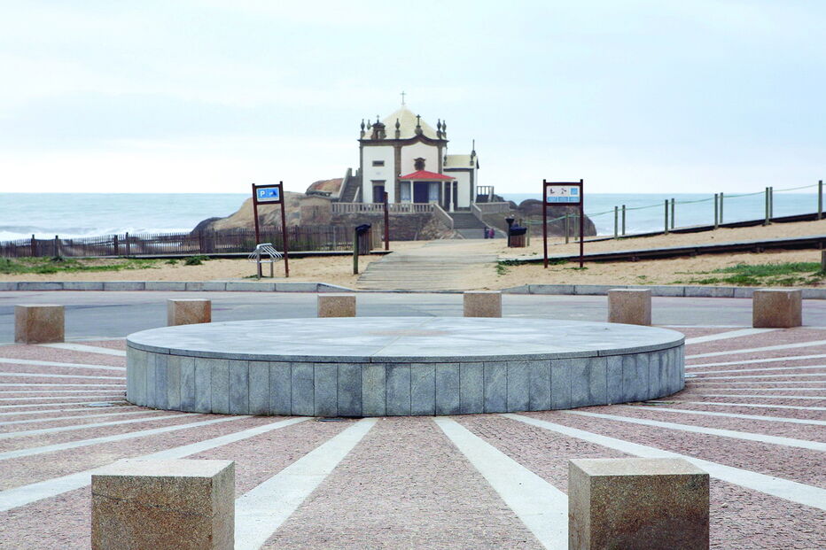 Mulher de 55 anos que bateu no marido foi detida junto à alameda do Senhor da Pedra, na marginal de Gulpilhares    