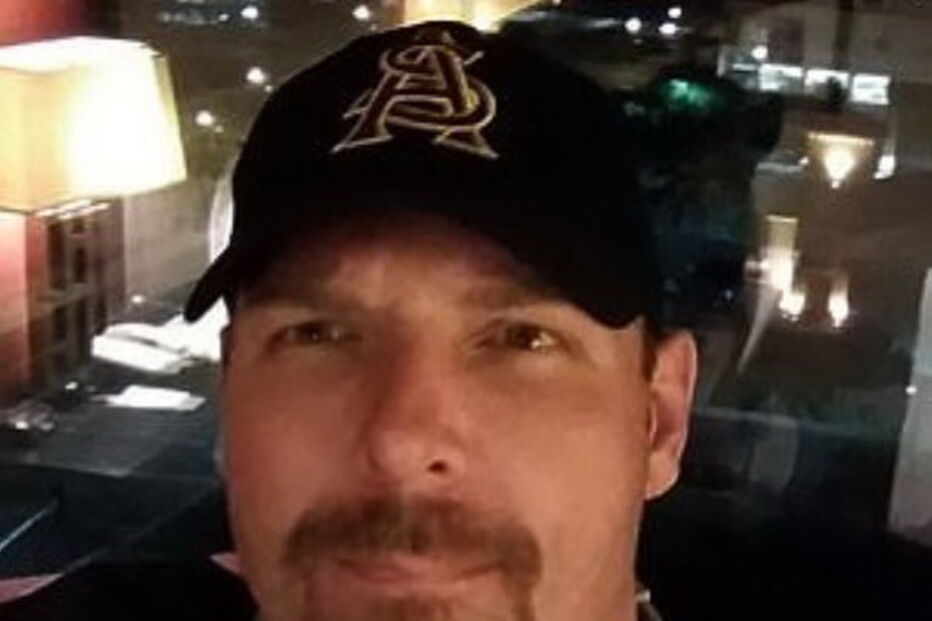 Traficante de droga detido por fazer sexo com o gato