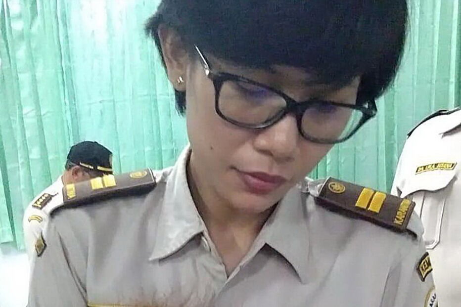 Turista russo detido em aeroporto de Bali por tentar transportar orangotango na mala