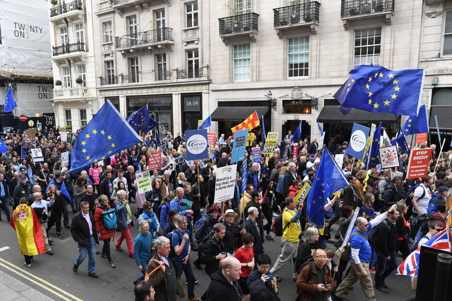 Um milhão de pessoas nas ruas de Londres contra o Brexit
