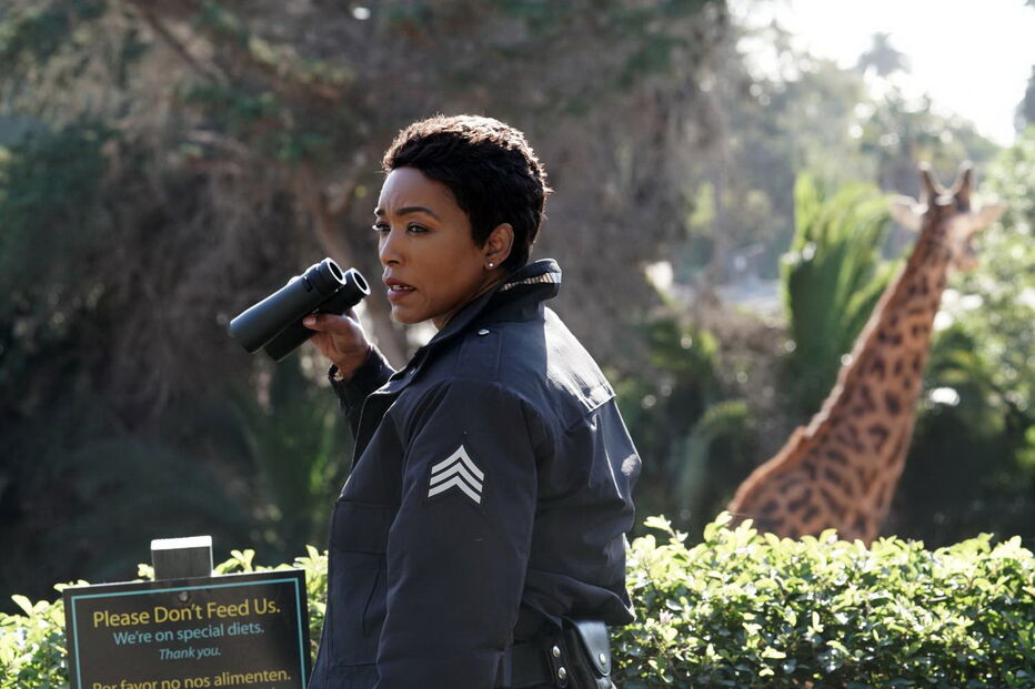 Angela Bassett protagoniza a série