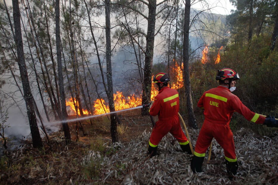 Bombeiros espanhóis
