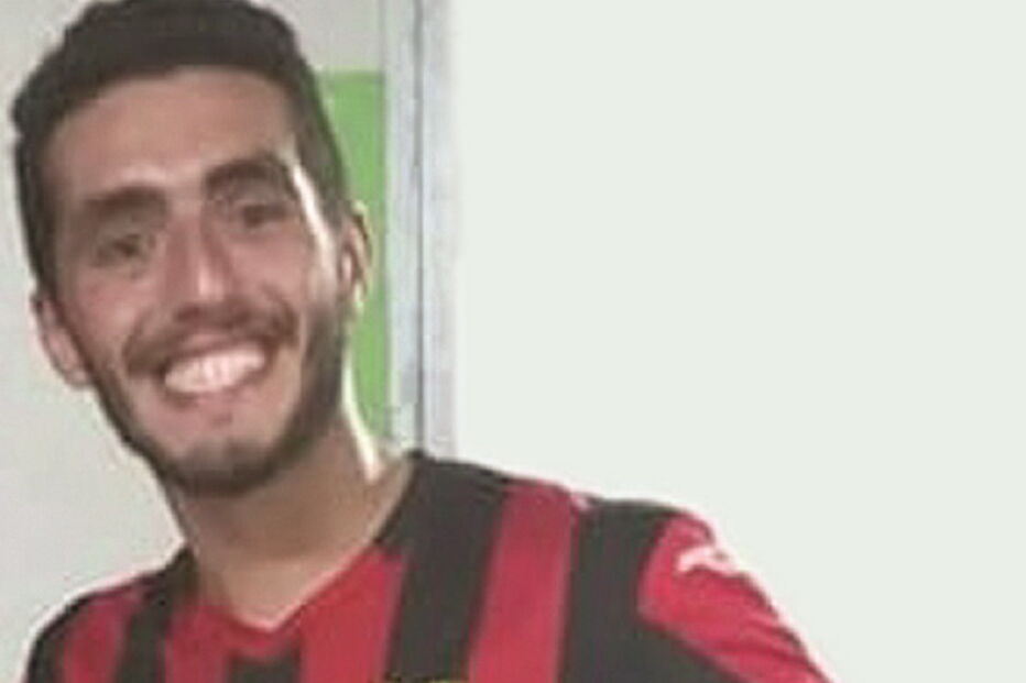 Rafael  Faustino joga no U. Tomar