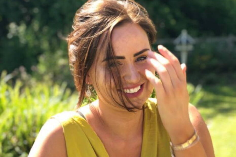 Jovem mãe que ajudou vítimas de cancro morre com a doença