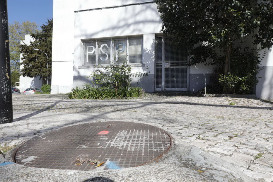 Baratas e falta de condições obrigam ao encerramento da esquadra de Carnide em Lisboa