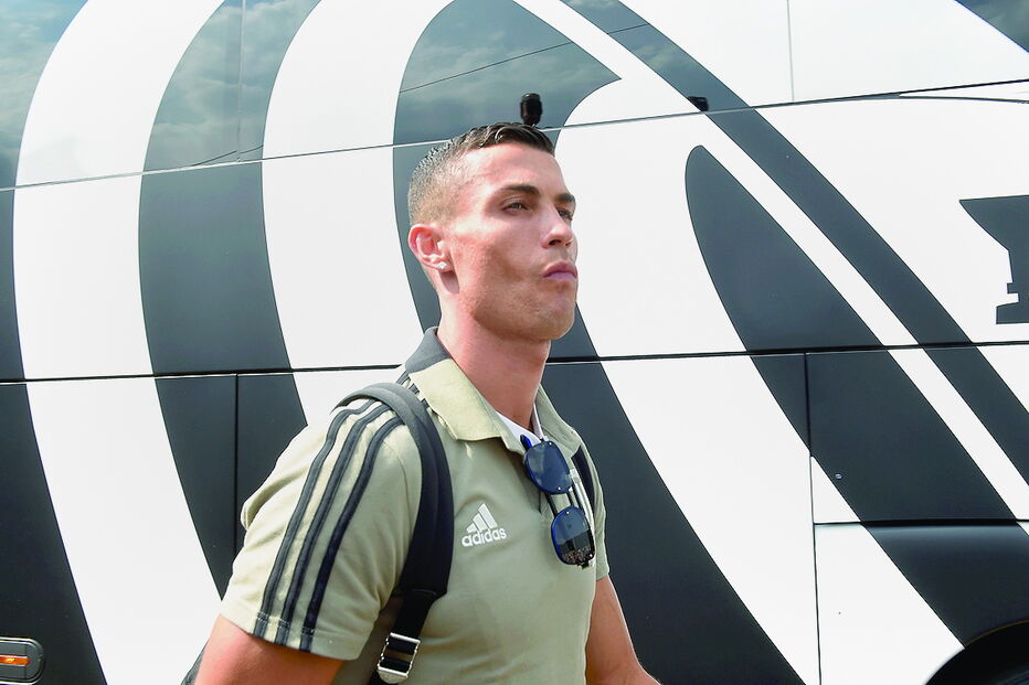 Ronaldo recupera de lesão em Turim