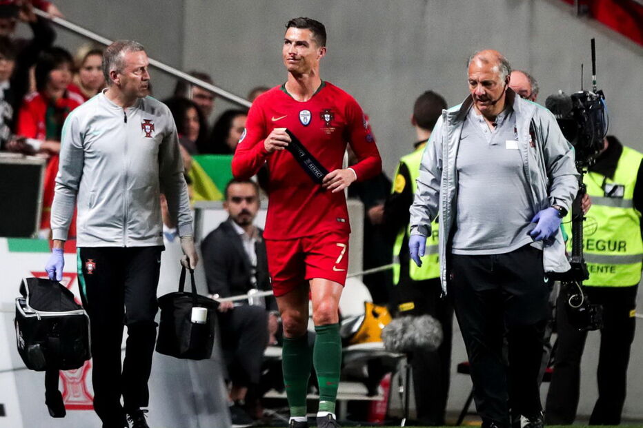 Ronaldo lesionou-se ao serviço da Seleção