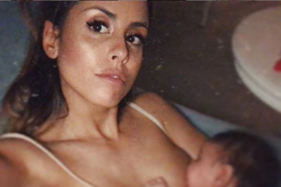 Carolina Patrocínio com a filha Carolina