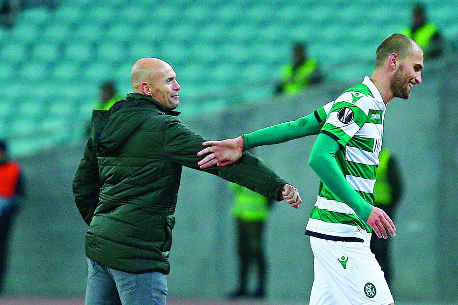 Marcel Keizer tem elogiado o empenho de Bas Dost, que se sente desapoiado no Sporting 