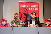 Francisco J. Marques e Diogo Faria no lançamento do livro ‘Polvo Encarnado’ 