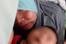 Acorda do coma e conhece o filho seis meses depois do parto