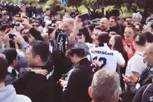 Adeptos alemães deixam garrafas e sacos espalhados no Parque Eduardo VII em Lisboa