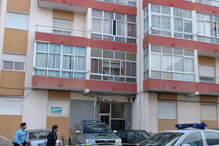 Idoso de 86 anos dispara contra vizinho em prédio no Pinhal Novo