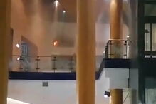 Chamas em conduta de restaurante obrigam à evacuação do Almada Forum